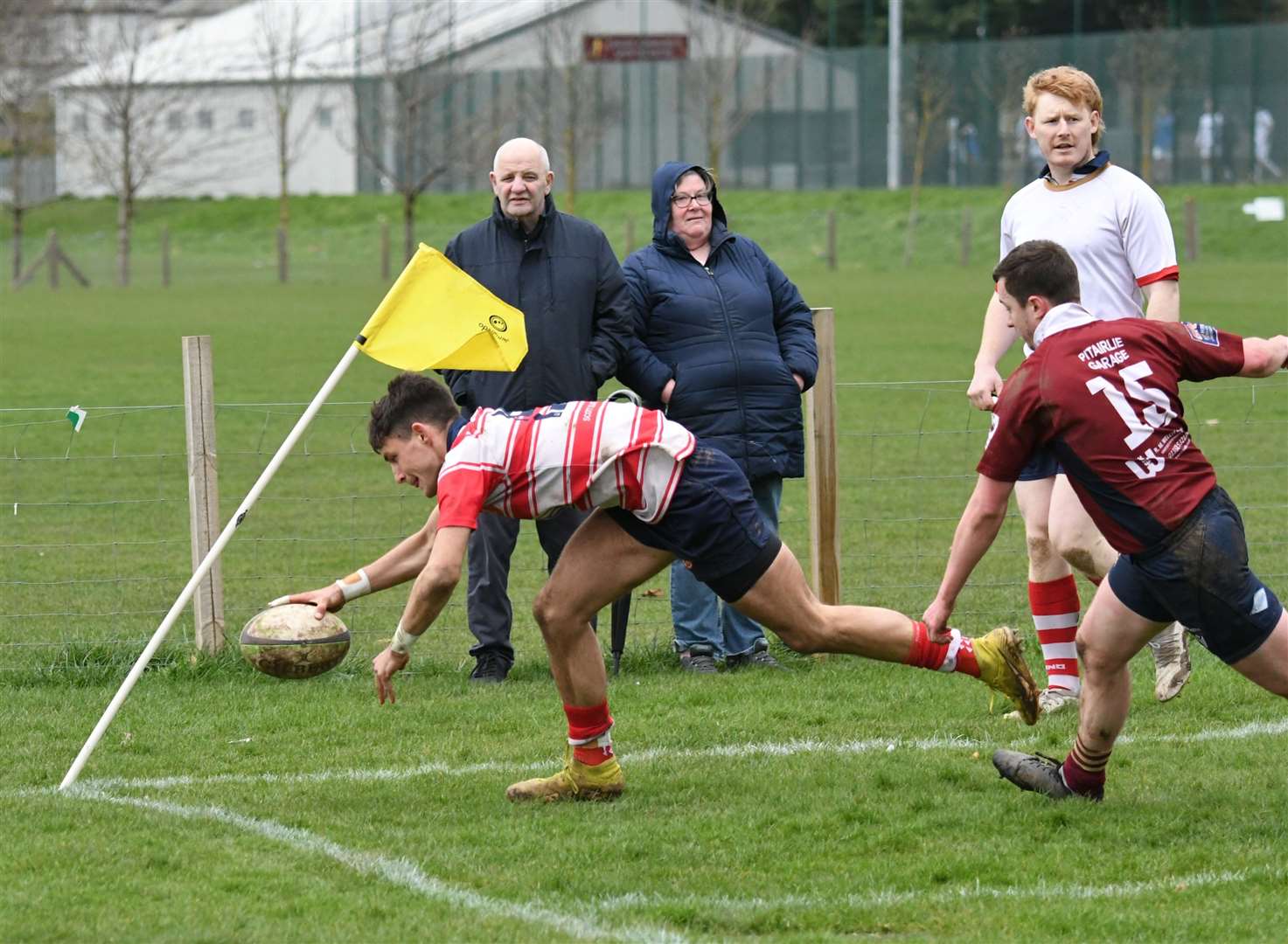A second try of the day for Rory Millar. Picture: James Officer