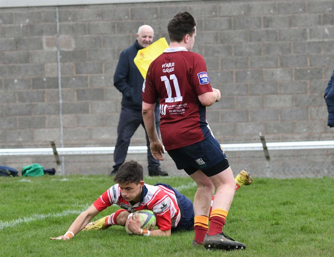 Rory Millar scores his first and Moray's second try against Panmure. Picture: James Officer