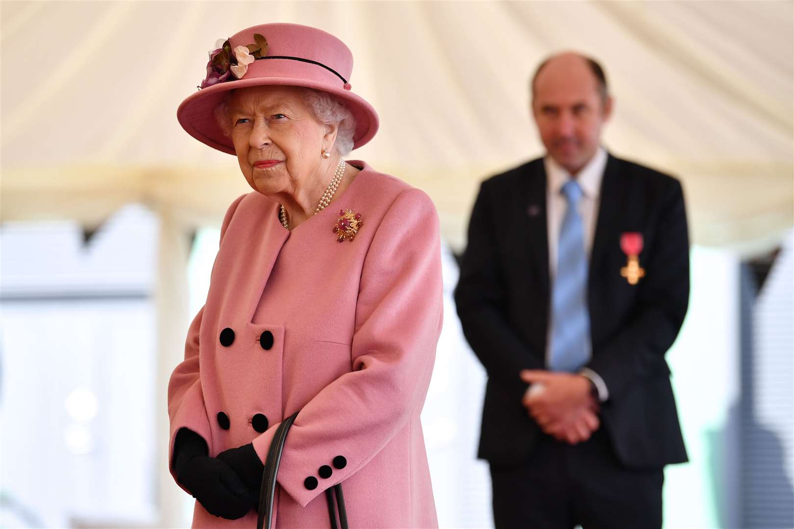 The visit marked the first time the Queen has ventured outside a royal residence since before lockdown (Ben Stansall/PA)