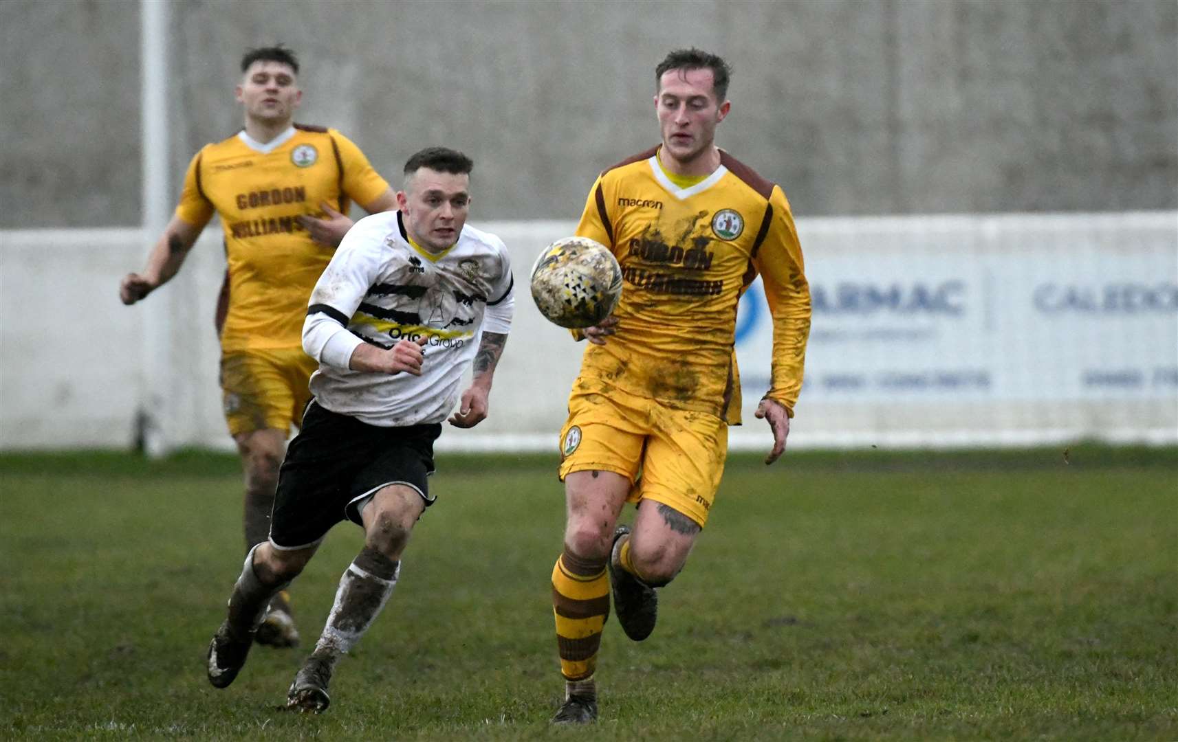 Shaun Sutherland, Clachnacuddin FC and Dale Wood, Forres Mechanics FC. Picture: James Mackenzie.