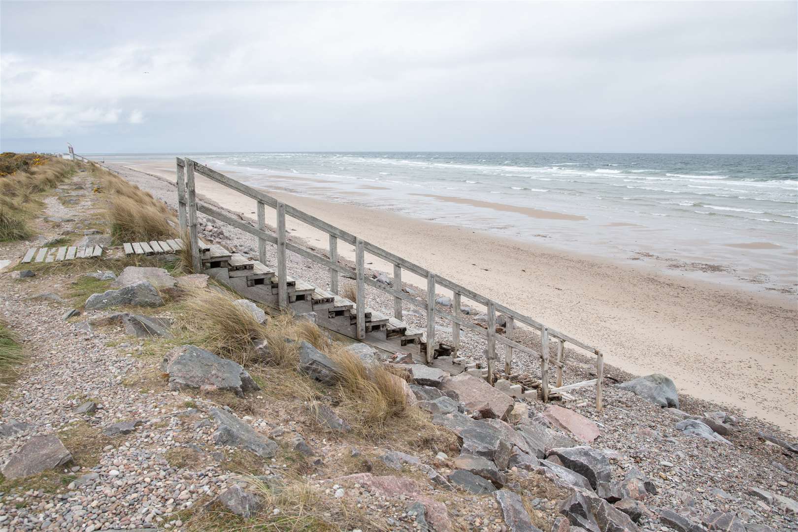 There are eight sets of steps to Findhorn's back shore.
