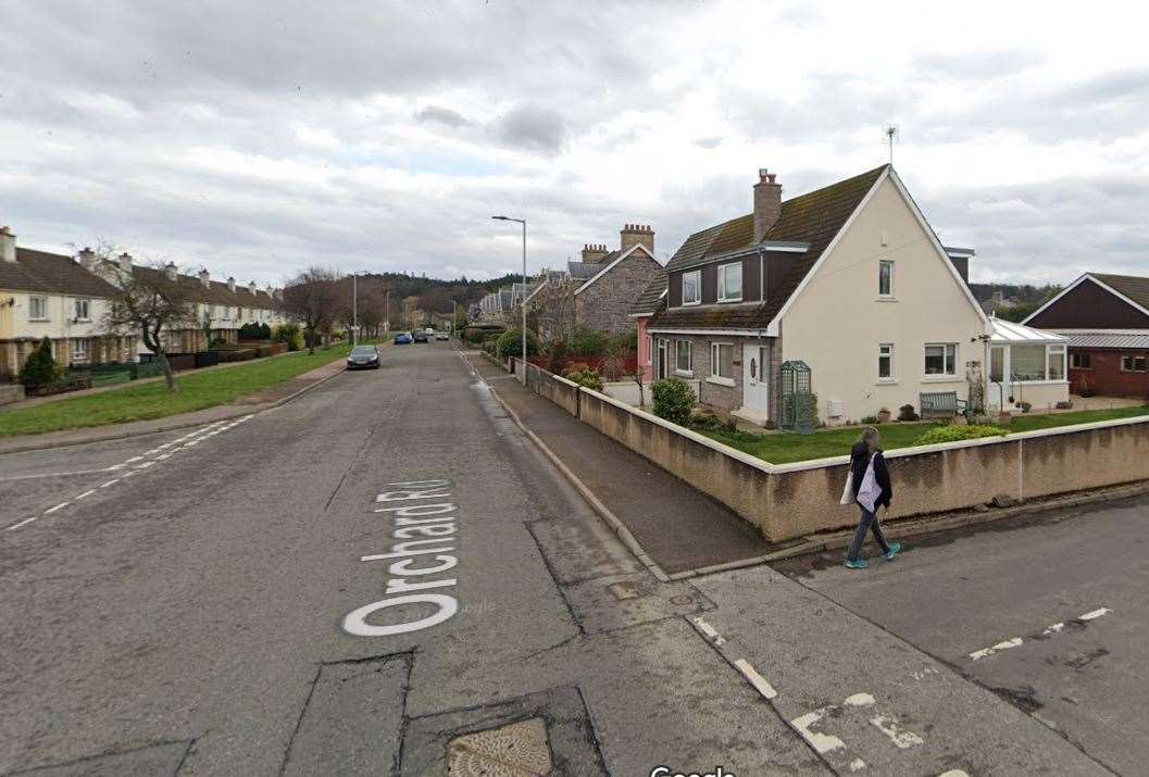 Orchard Road with Burdshaugh leading off to the right. Image courtesy of GoogleMaps.