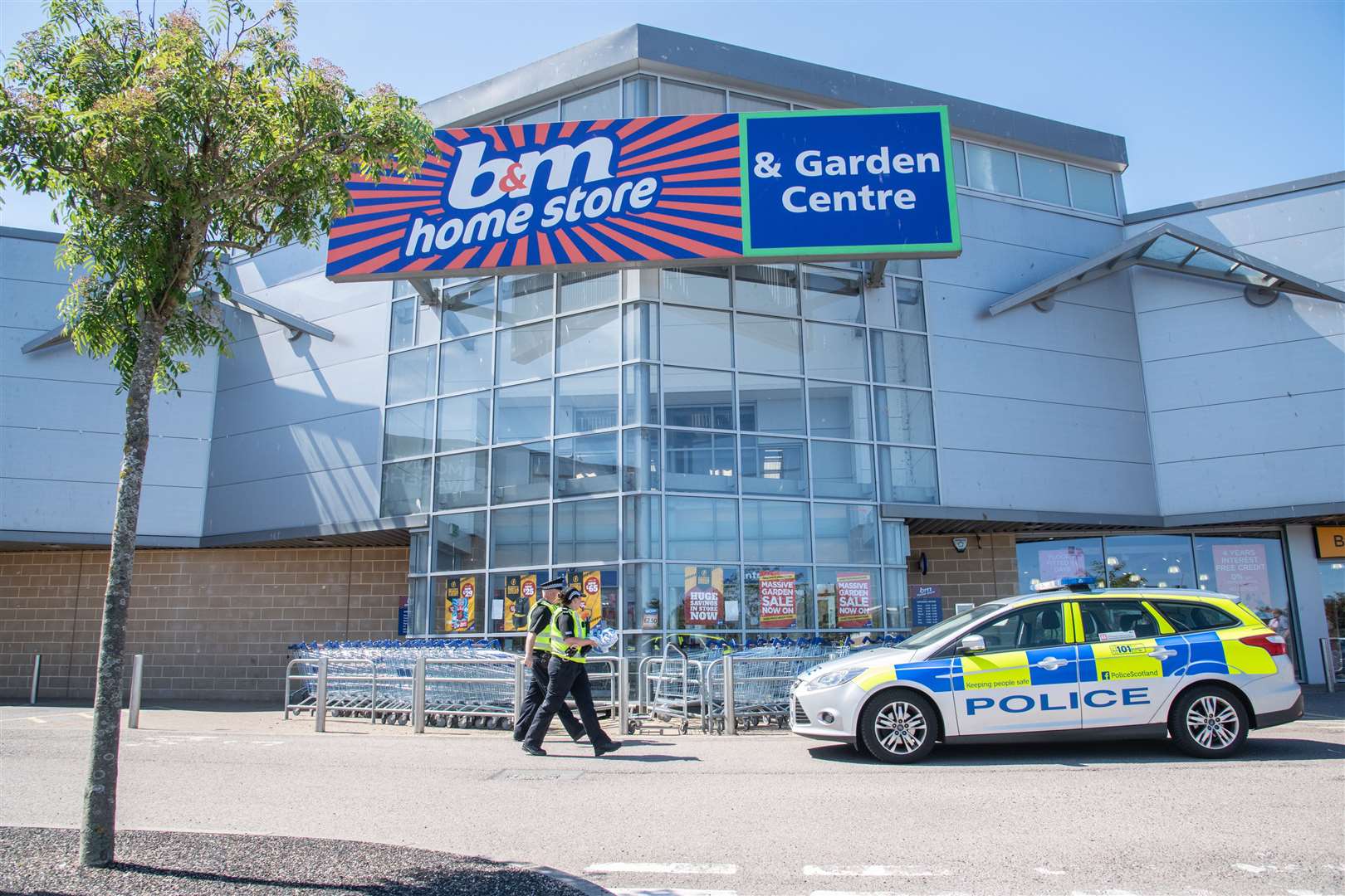 A police presence at the B&M store in Elgin on June 2. Picture: Daniel Forsyth