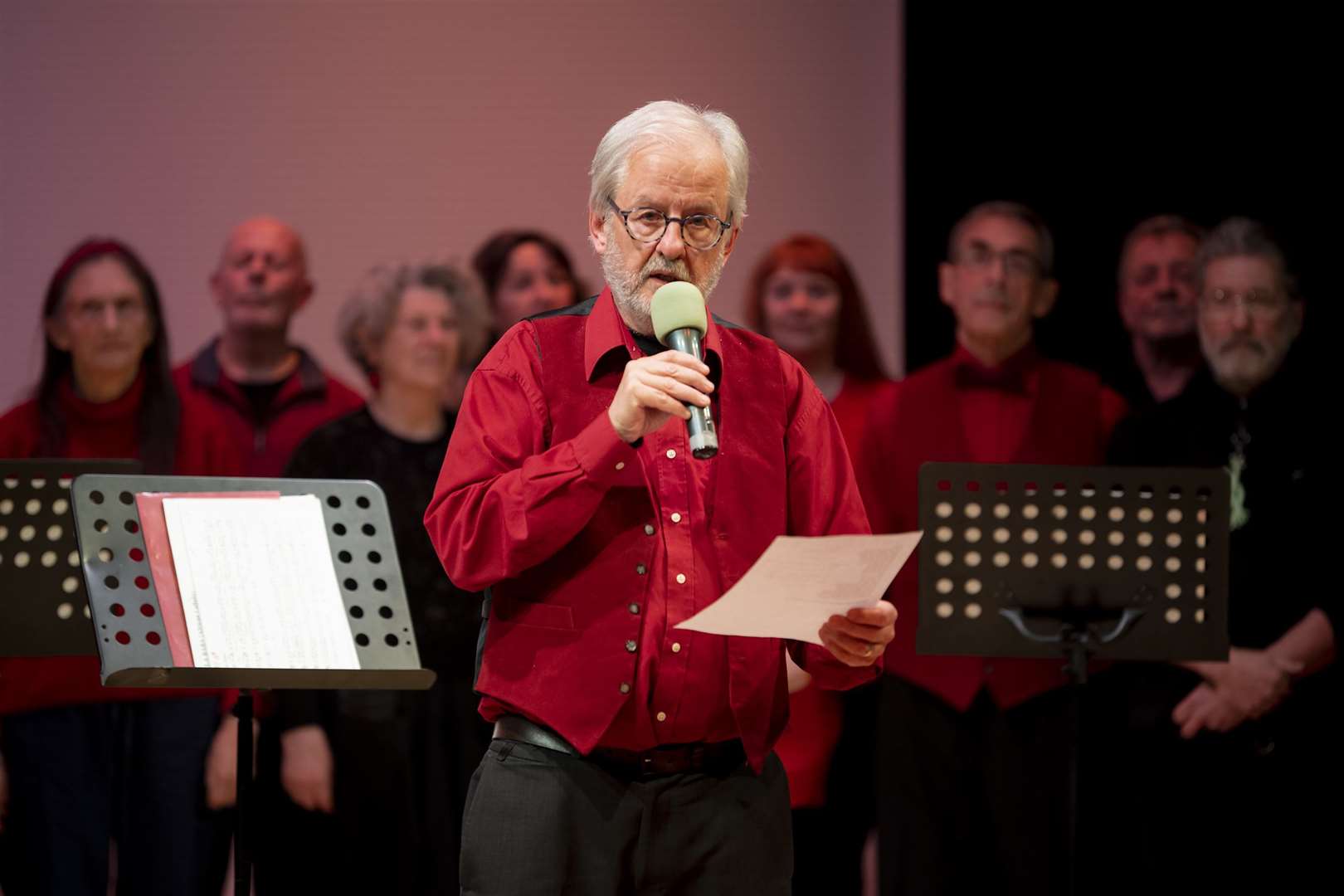 Bill Henderson and the Forres Big Choir at last year's Winter Gathering.