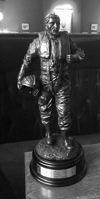 The statue that will take pride of place at Donald's house.
