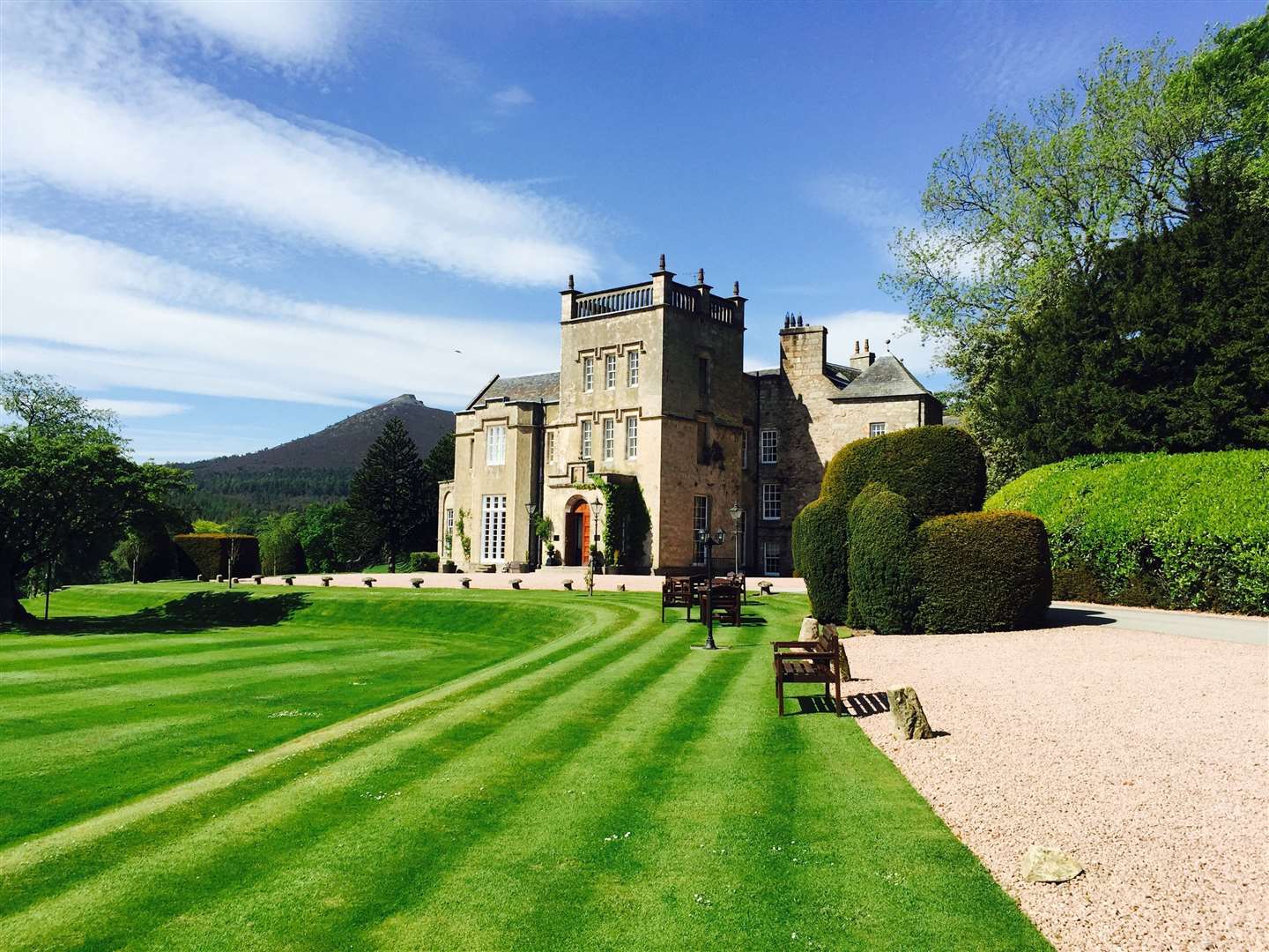 Macdonald Pittodrie House is a stunning setting for your big day.