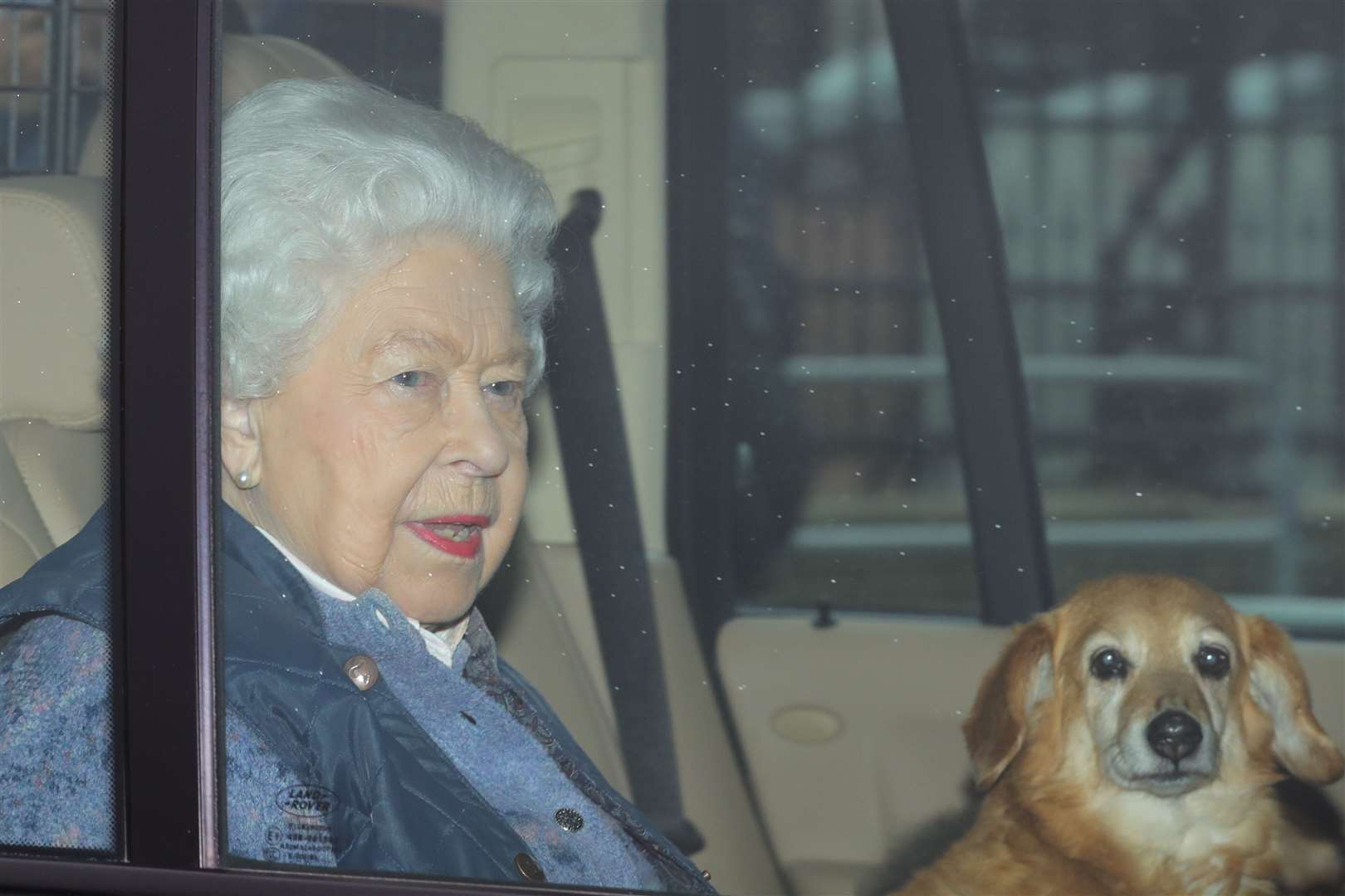 The Queen – with a dorgi – leaves Buckingham Palace for Windsor Castle (Aaron Chown/PA)