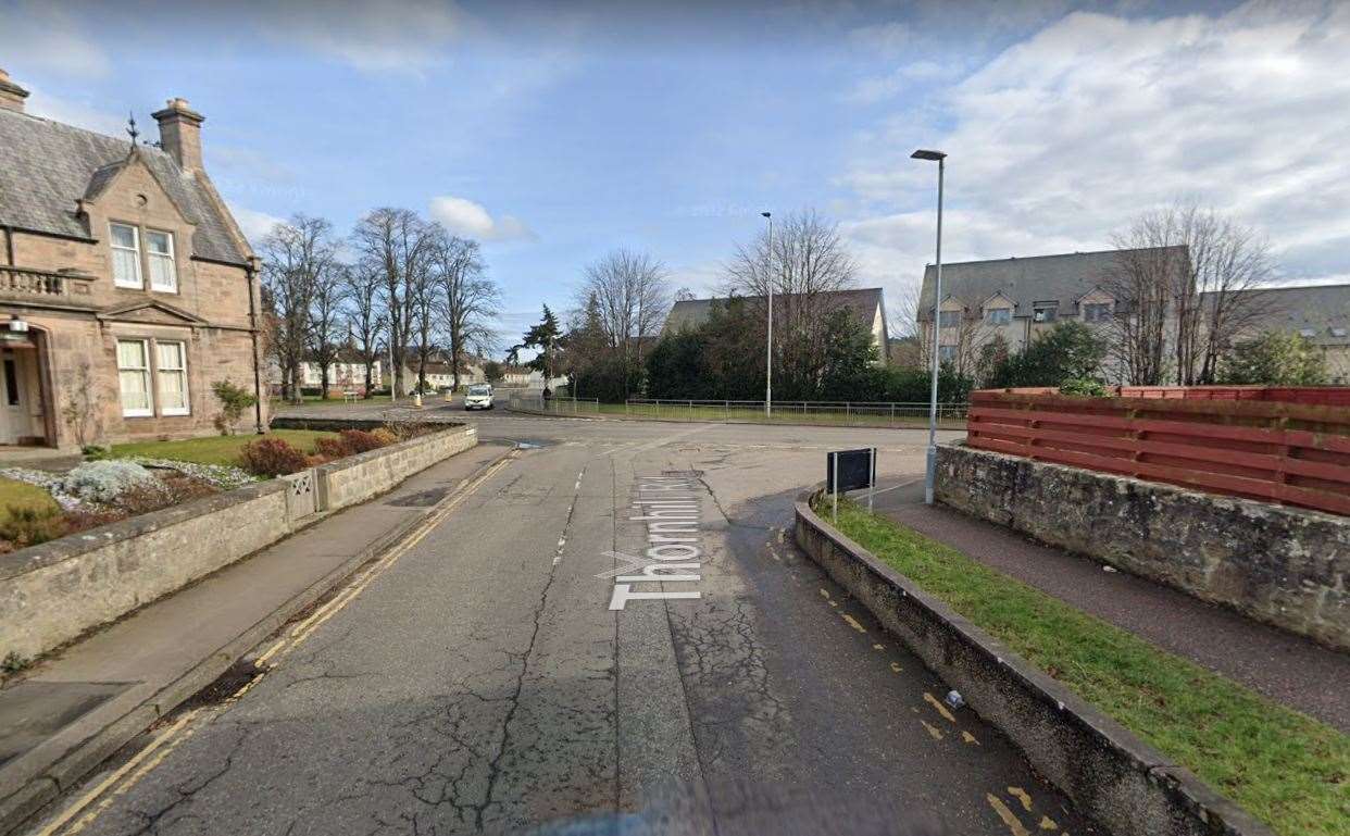 Looking down Thornhill Road towards the junction. Image courtesy of GoogleMaps.
