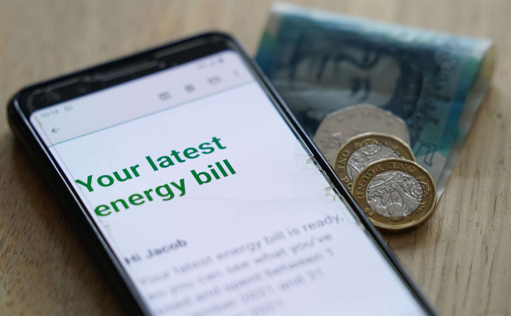 Energy bills remain high (PA)