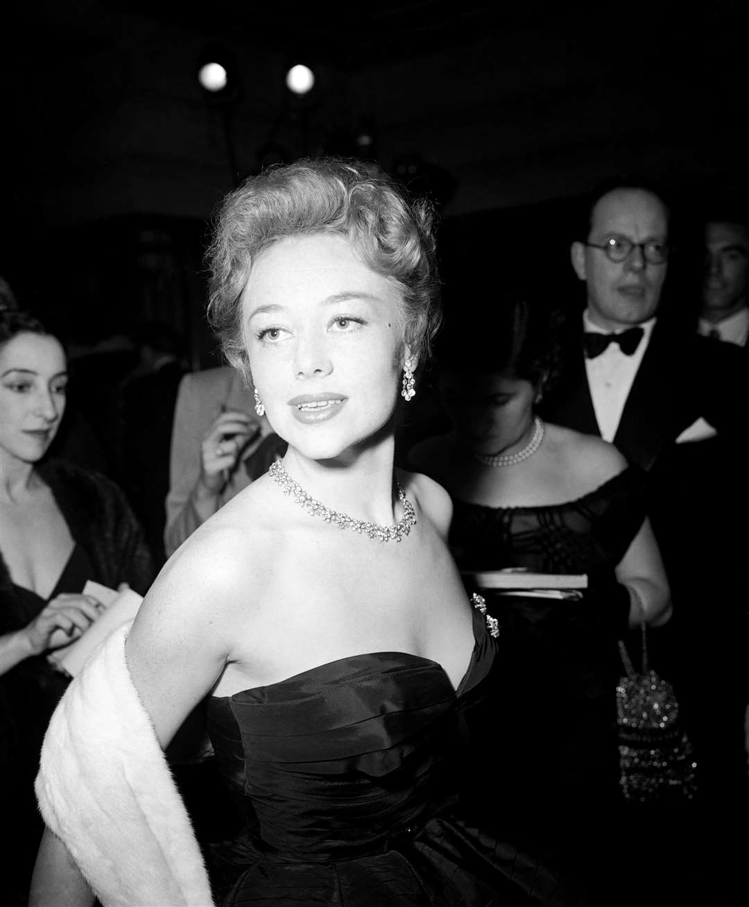 Glynis Johns arrives for the premiere of the Festival film The Magic Box at the Odeon in Leicester Square in 1951 (PA)