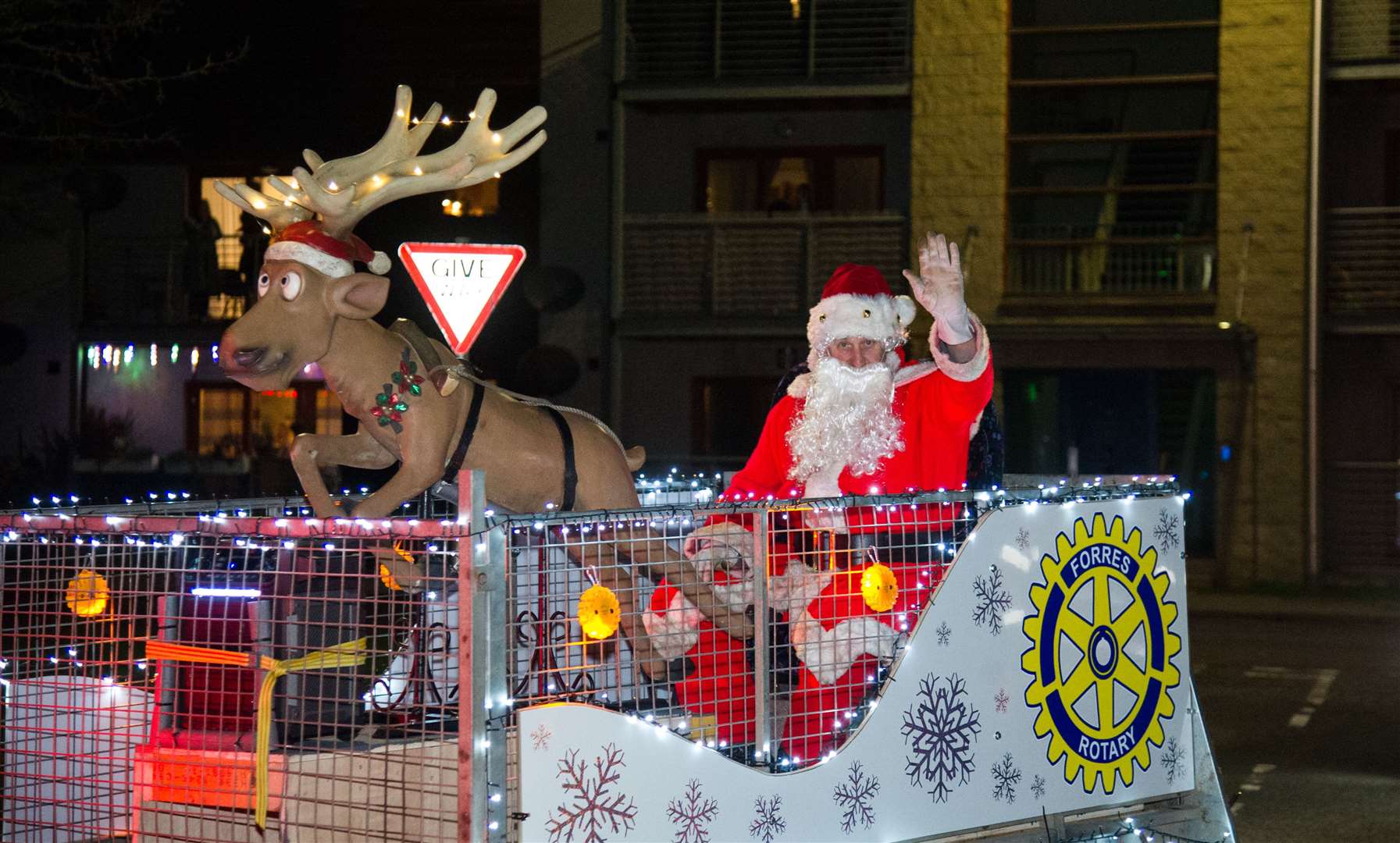 Rotary club of Forres are holding sleigh tours around Forres this week.