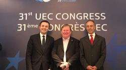 Alasdair MacLennan (centre) has been elected to the European Cycling Union management board. Photo: Inside the Games