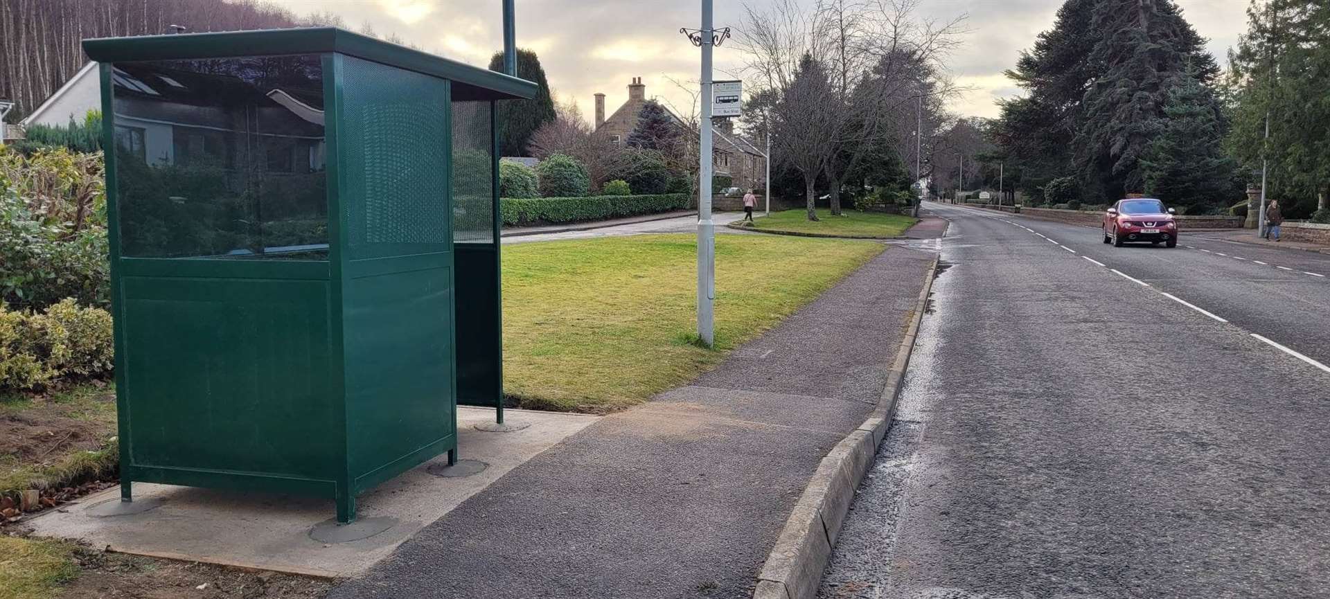 Passengers heading west from east Forres finally have a bus shelter.