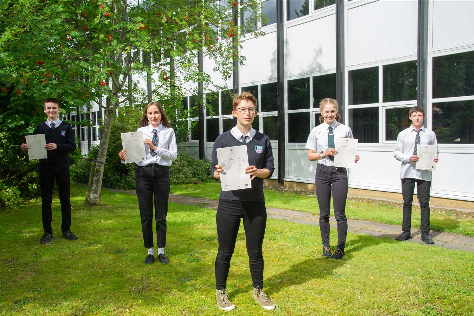 Left to Right: Mika Jones, Ella Robertson, Harriet Neall, Isobel Howard and Magnus McGhee...Forres Academy 2020 SQA Results...Picture: Daniel Forsyth..