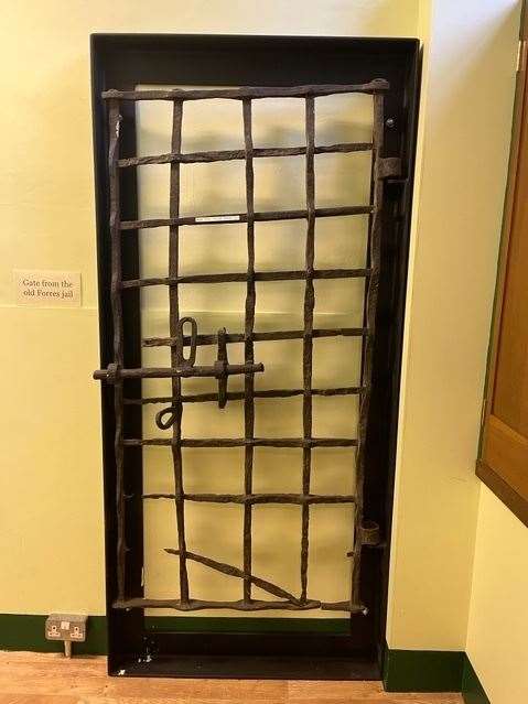 The original Tolbooth jail gate.
