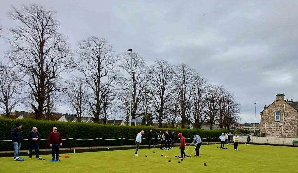 A group of newcomers took part in the Forres Bowling Club taster session.