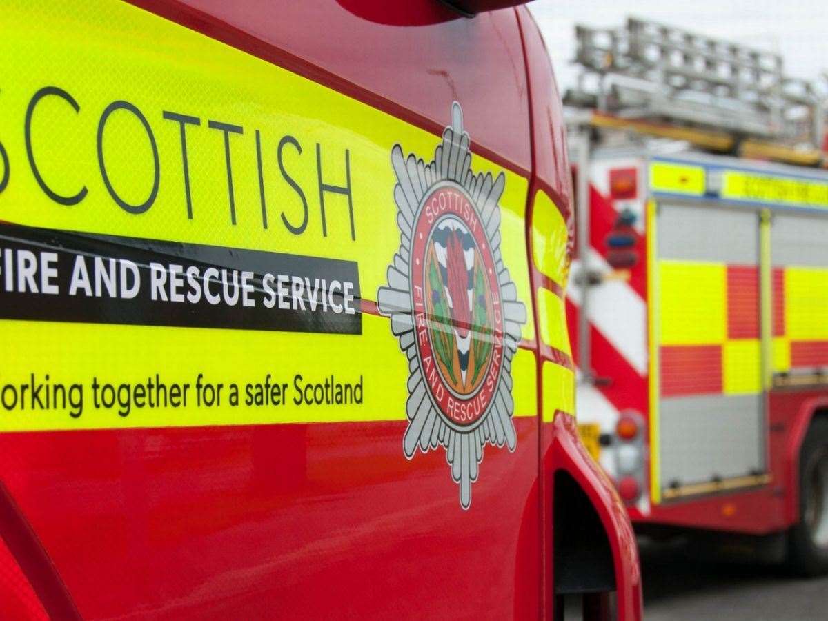 The Scottish Fire and Rescue Service are urging people to stay safe round stretches of frozen water.
