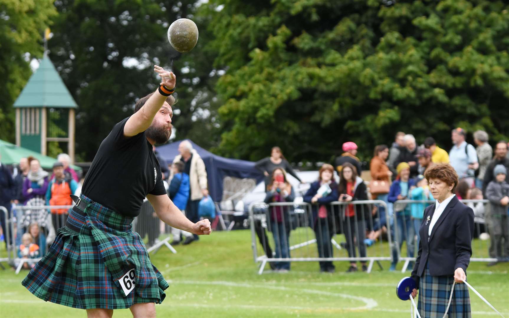Ross Broom from Carluke competing at Forres Highland Games in 2019. Picture: Becky Saunderson. Image No.044383.