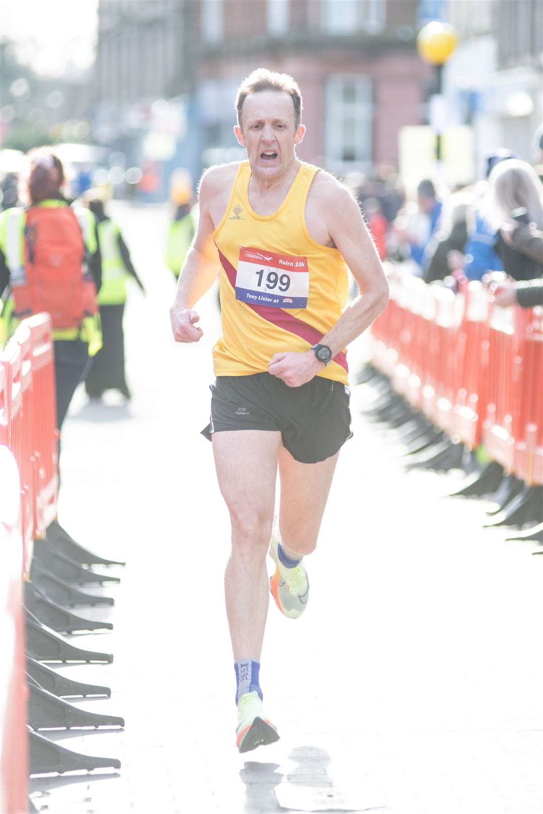 #199 Inverness Harriers Tom McWilliam finished in a time of 38:37 in 23rd overall. Picture: Daniel Forsyth..