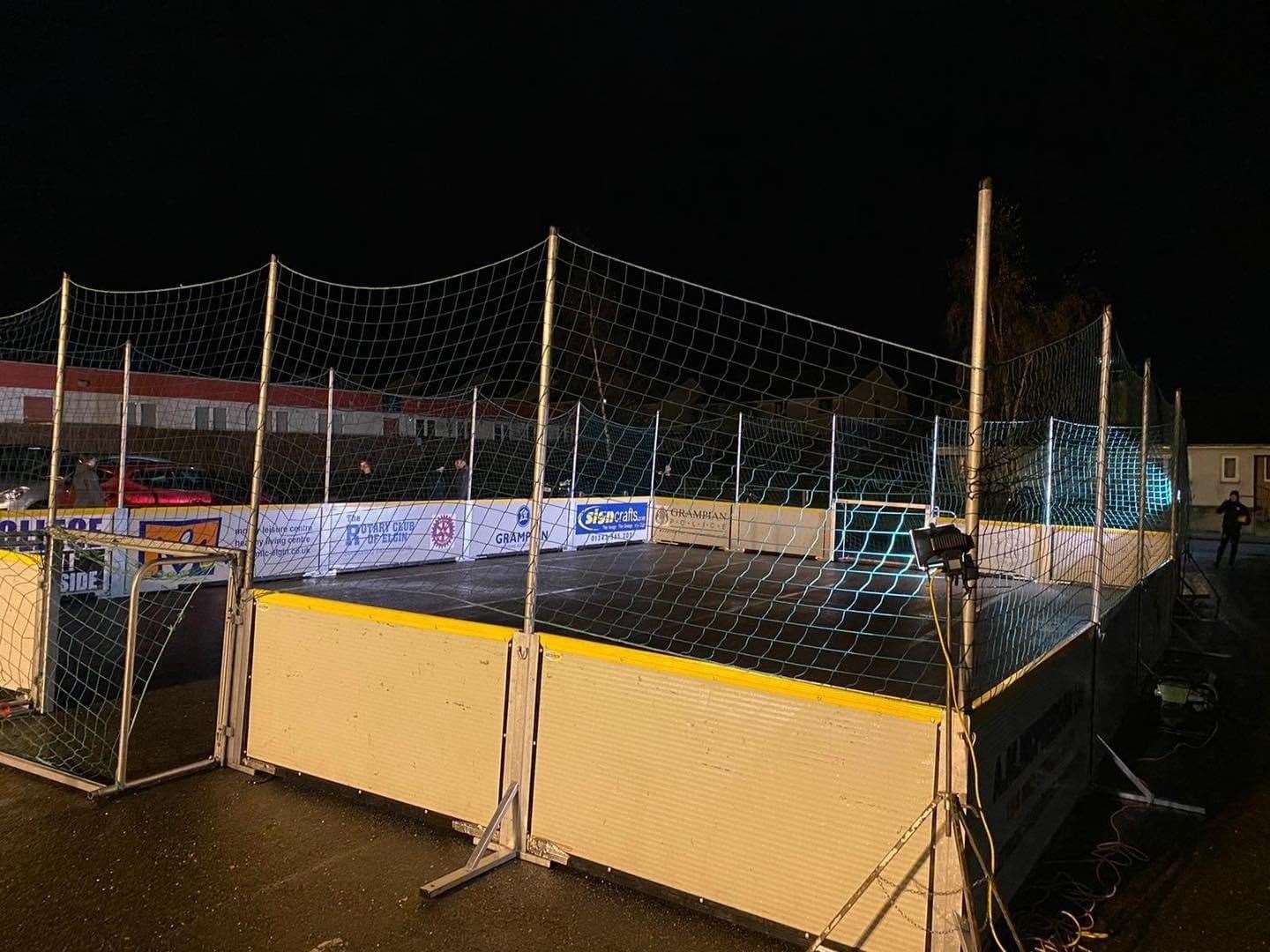 The street sports 'cage'.