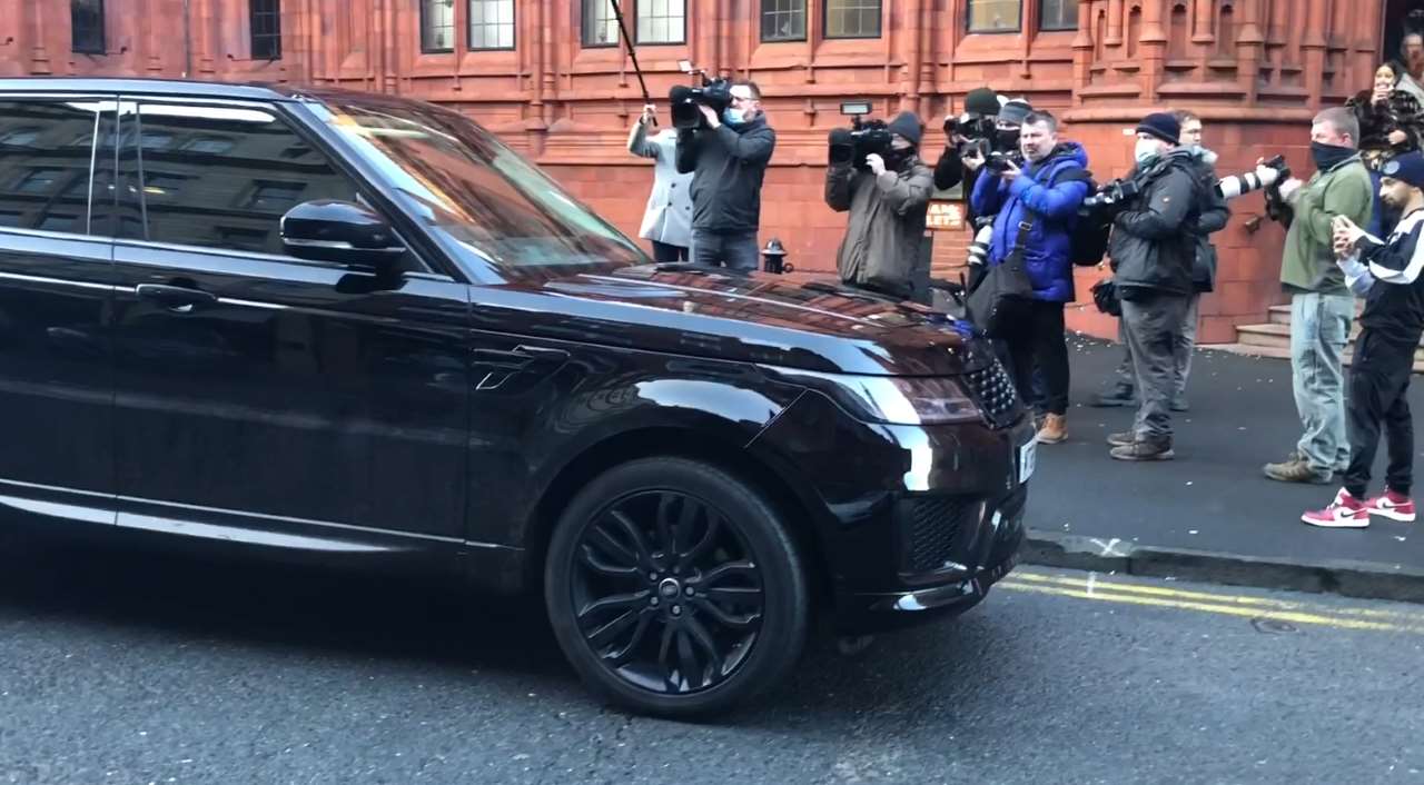 The Range Rover pulls up to deliver a box of chocolates to the media (Matthew Cooper/PA)
