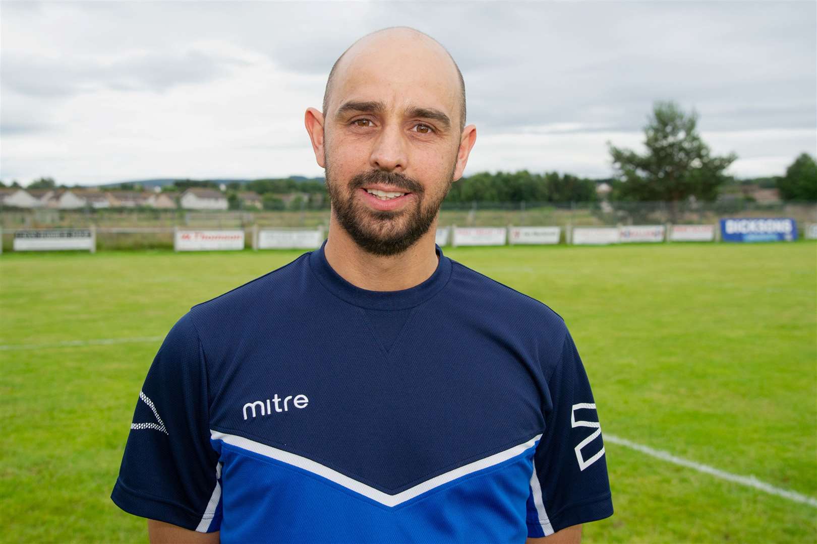 Forres Thistle manager Tony Ross. Photo: Daniel Forsyth.