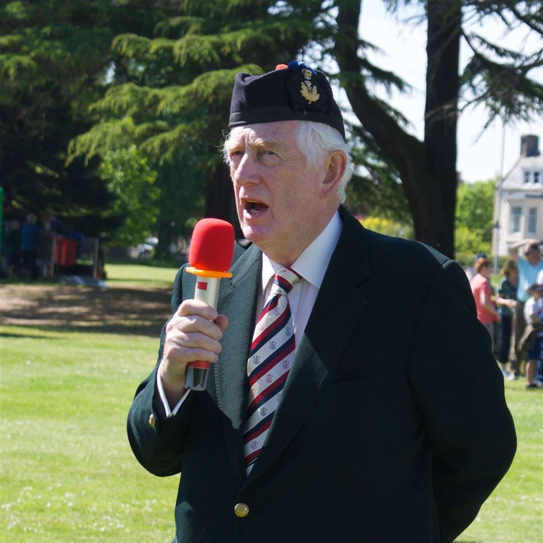 Lord Lieutenant, Major General Seymour Monro, addressing the crowd on a Wave Radio mic.
