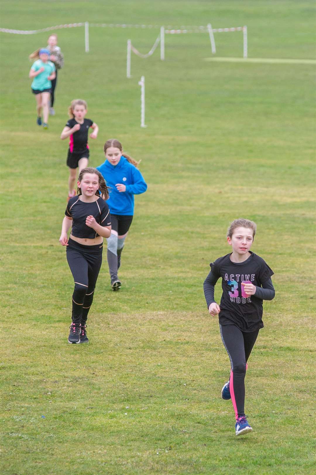 Action from of the Primary 6-7 Girls race...Forres Harriers' organised Forres Primary Schools Cross Country, held at Grant Park, Forres...Picture: Daniel Forsyth..