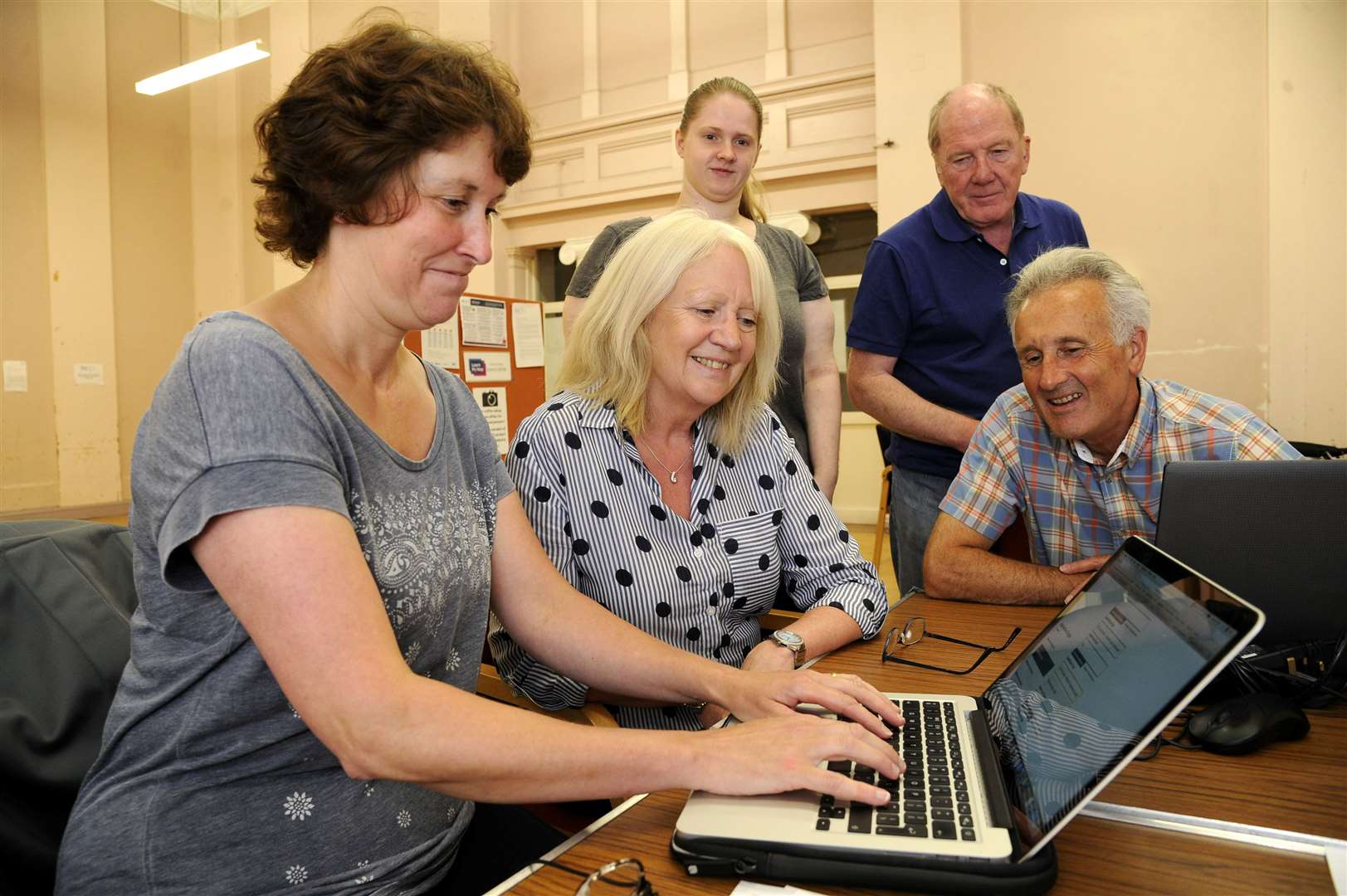 Picture: Eric Cormack. Image No.044577.Forres Community Trust Receved Funding For A Online Project. L-R User Wendy Skilton, Janice Cooper [Co-Ordinator],Lauren Causier, Jamie Nicol And Steven Skidmore..See gary.