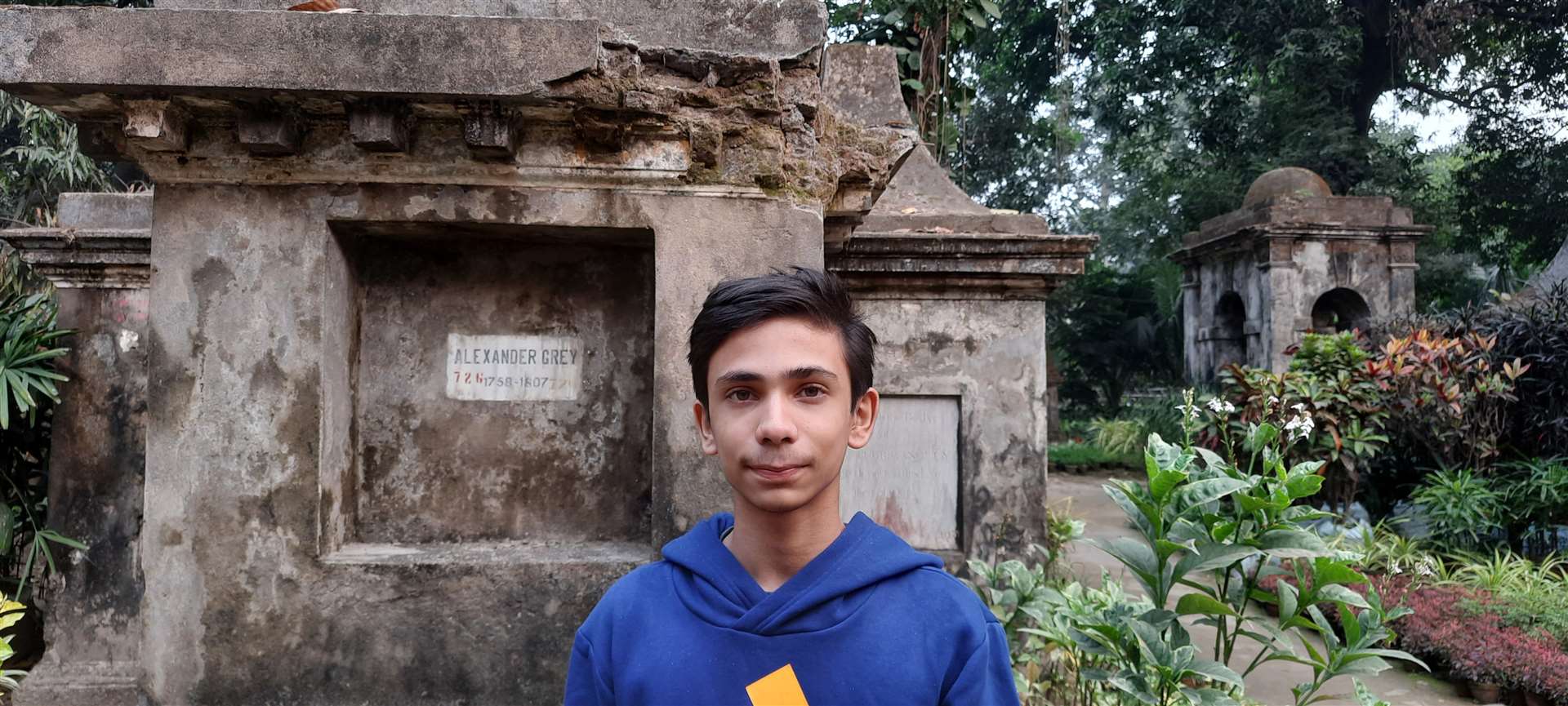 Teenager Abhiraj DasBose helped his mum and Dr Gray's surgeon Mr Sandip Halder to track down the grave of Dr Alexander Gray in Kolkata.